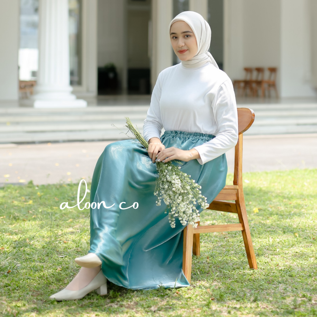 Yora Rok Shimmer Silk Premium – Rok Korean Style