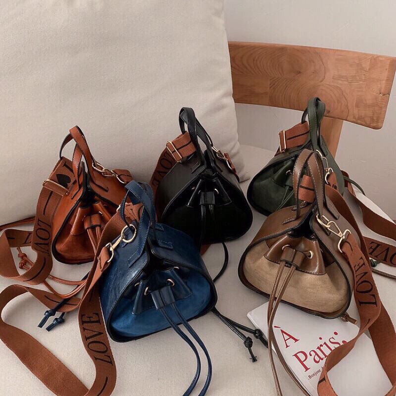 Tas Serut Selempang Import Wanita | Tas Beludru Gaya Korea by apasajaadaid