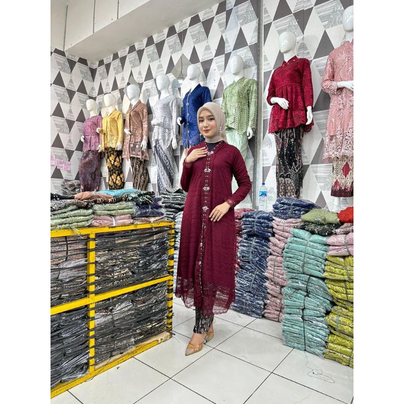 produk original setelan kebaya brokat wisuda//kebaya brokat terbaru//kebaya brokat wisuda modern'//b
