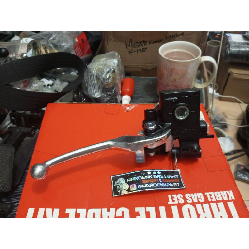 master rem depan motor  beat Vario 125 150 kode CBS original 100% nissin break lospack