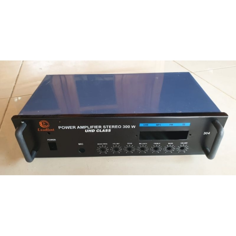 BOK AMPLIFIER 304 PLUS LUBANG USB BLUTUT MURAH