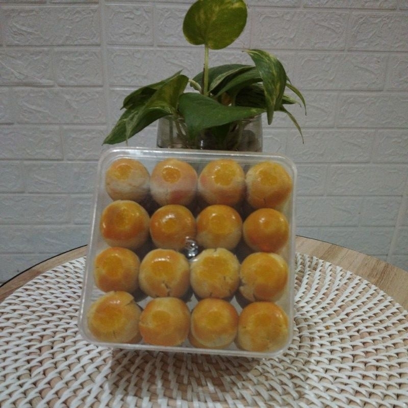 

nastar clasik.toples kotak 450 grm