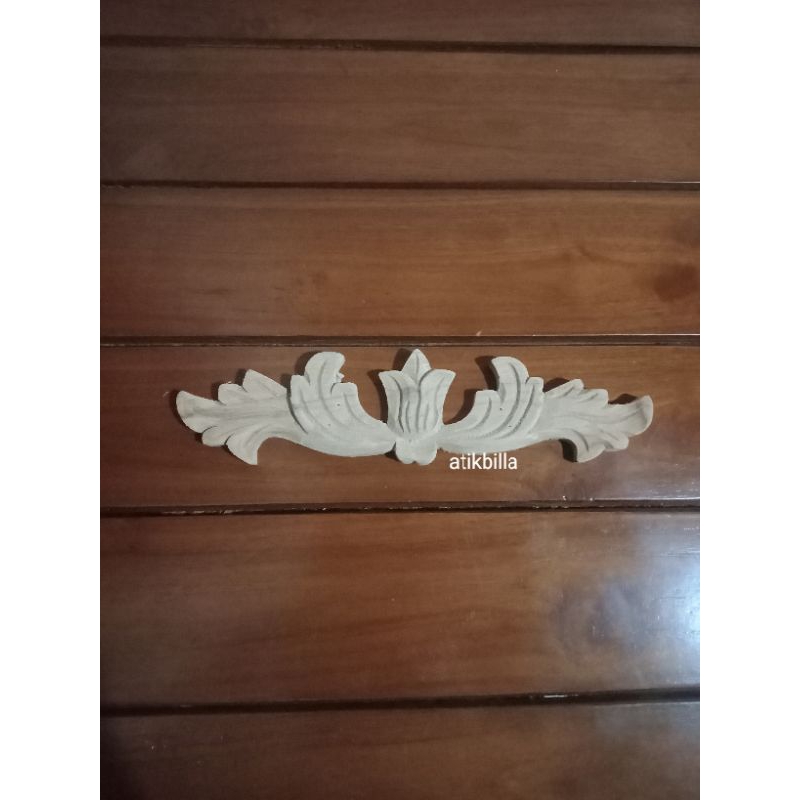 ornamen ukiran kayu jati