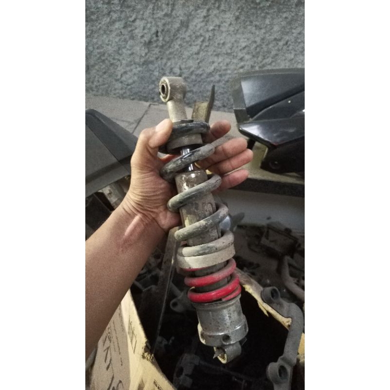 shock belakang megapro mono ori copotan