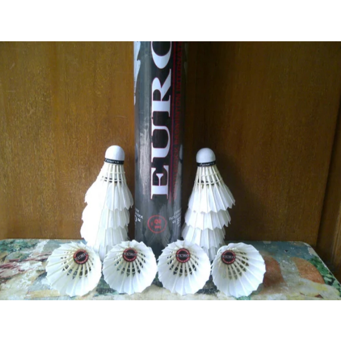 Shuttlecock EURO HITAM