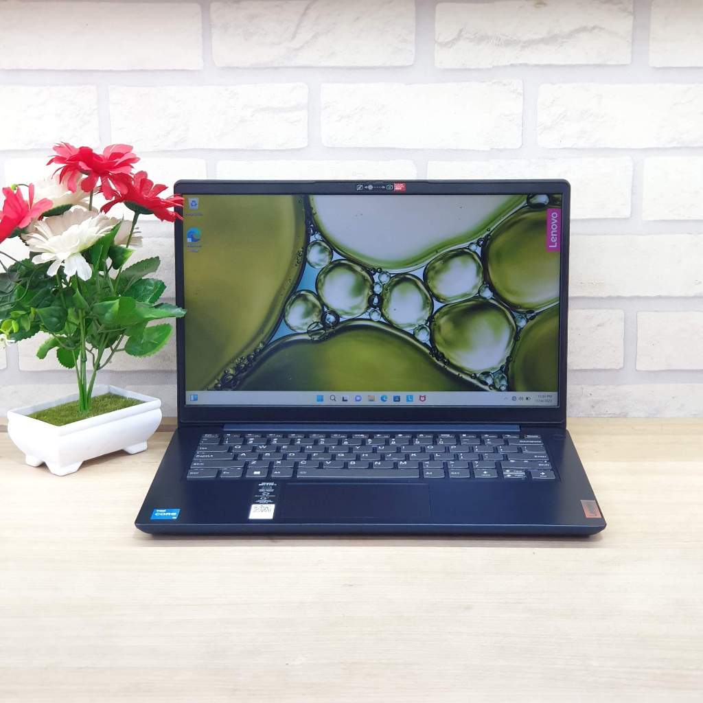 LENOVO IP 3 CORE I3 RAM 8 SSD BLUE