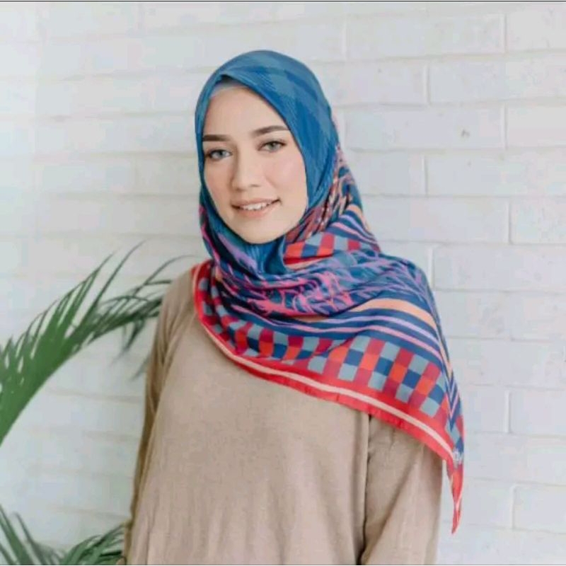 HIJAB MYLADY MOTIF JAHIT TEPI