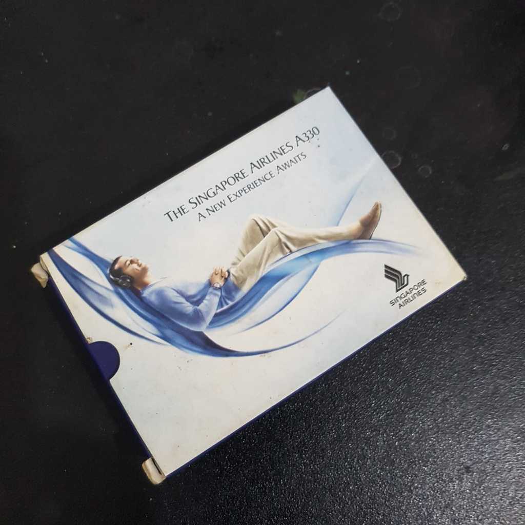 Souvenir & Gift ' Playing Card Singapore Airlines' Limited Edition