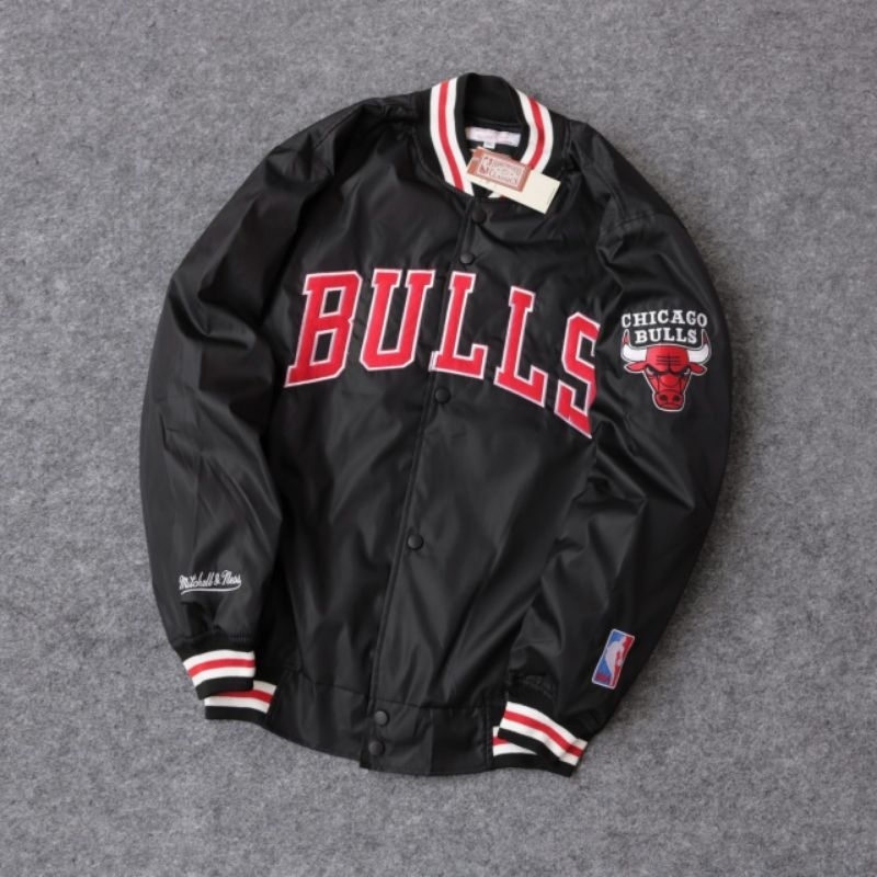 Jaket Varsity Chicago Bulls - Varsity Bulls NBA Full Tag + Label Terlaris