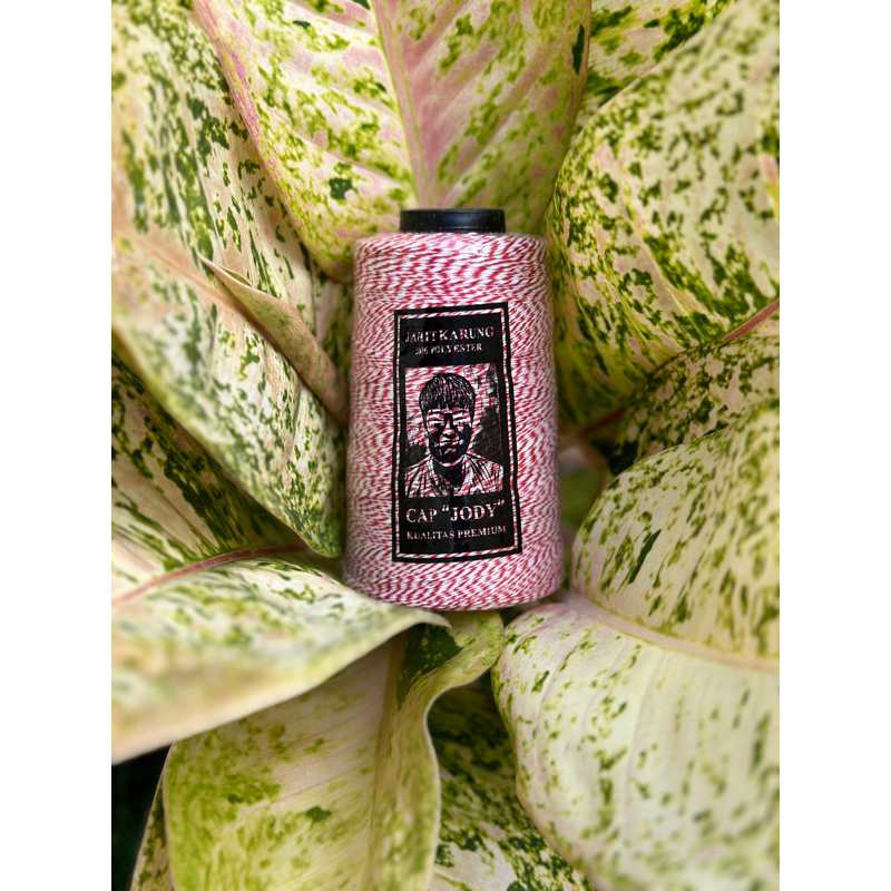 Benang jahit karung/ Mambo warna Merah Putih