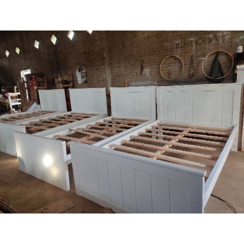 Dipan Sorong kayu 200x120 modren minimalis jabodetabek Jatim