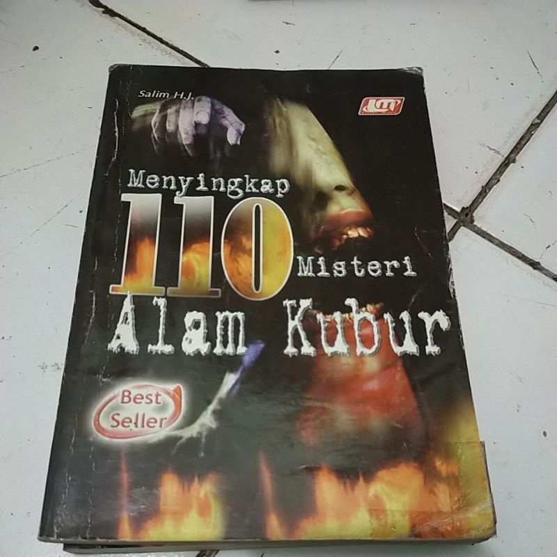 MENYINGKAP 110 MISTERI ALAM KUBUR