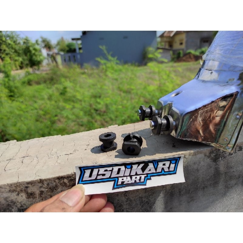 KARET GANJAL SPAKBOR BELAKANG HONDA CB 100 CB 125 KARET TAHANAN SPAKBOR BELAKANG CB KARET PENAHAN SP