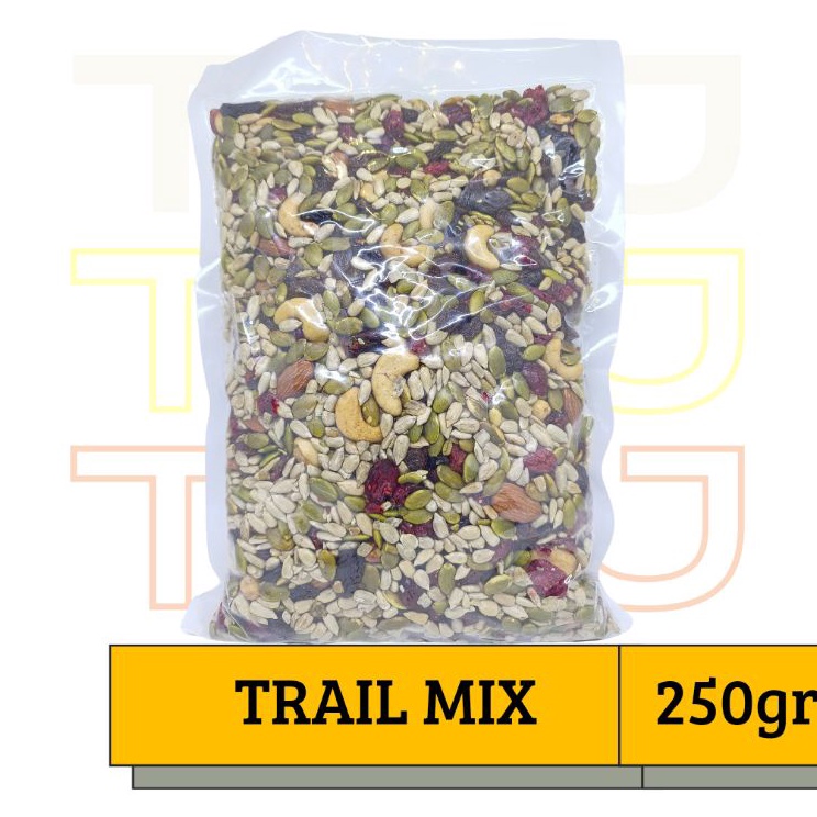 

Best Terlaris PREMIUM TRAIL MIX 250 Gr (ALMONDS, CHASEW,CRANBERRY, PUMPKINSEED, SUNFLOWERSEED) Best