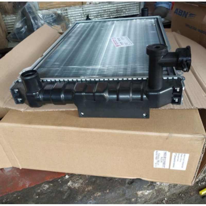 Radiator futura 1,3 1,5 Injeksi