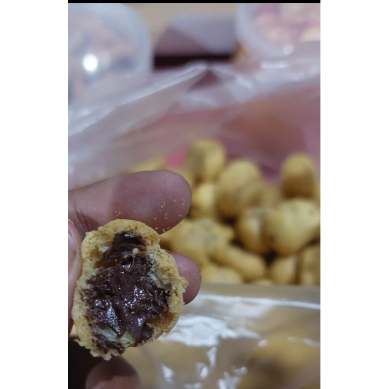 

soes coklat / soes vanila kemasan 500gram