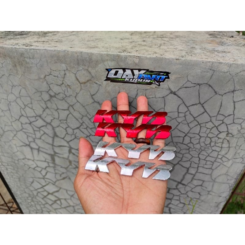 emblem kyb zeto logo kyb zeto timbul kyb zeto logos kyb zeto tulisan kyb zeto bahan alumunium almuni