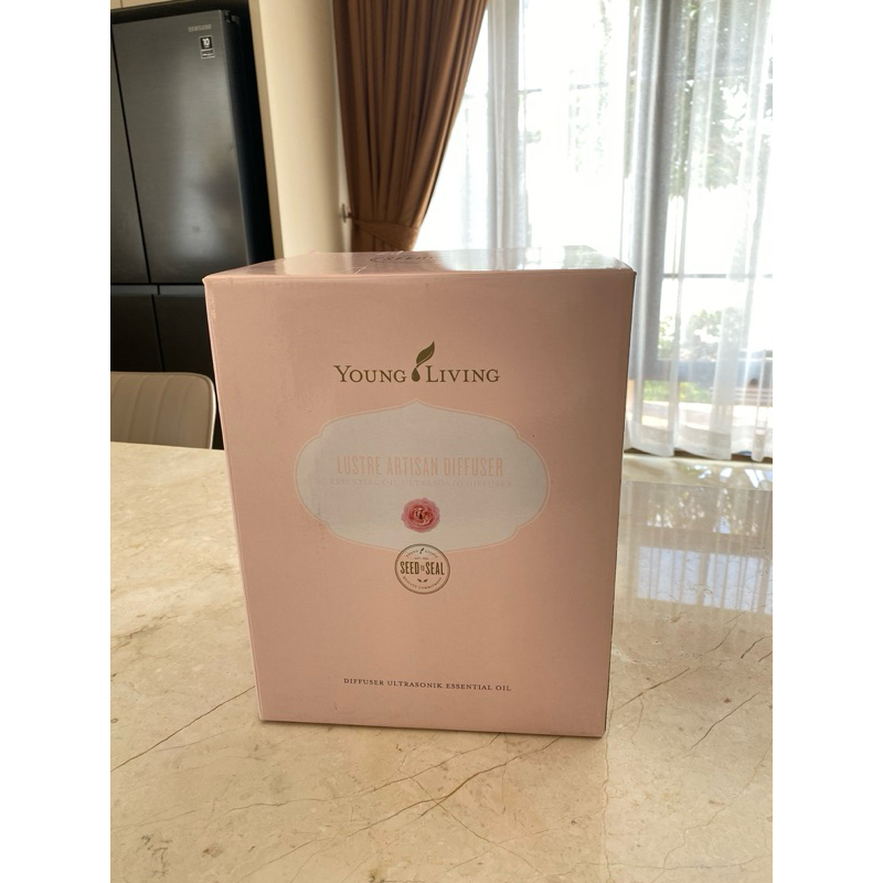 Young Living Diffuser Artisan Lustre