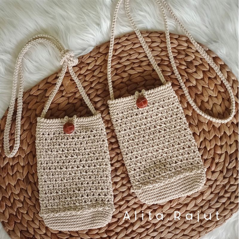 Tas HP Rajut Kancing Etnik Motif Kura-Kura
