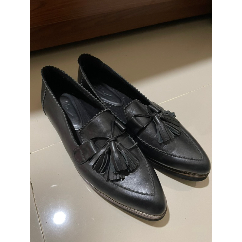 ❌SOLD❌SERLIUM LEATHER PRELOVED MODEL CINDHE