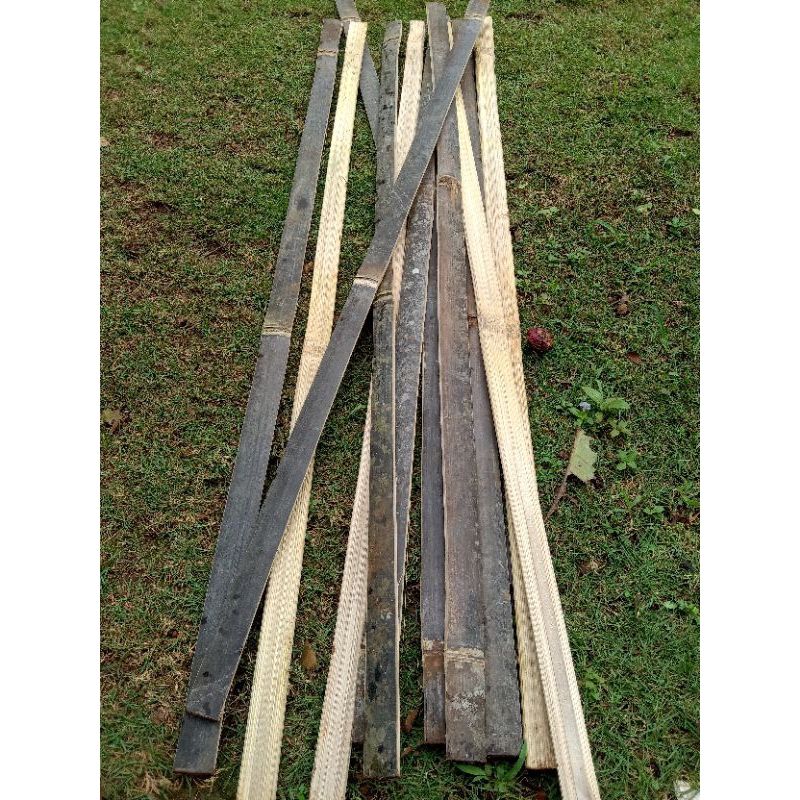 Bilah Bambu Hitam asli Bambu Wulung 2 meter X 2 cm Bahan Layangan Ajir kerajinan