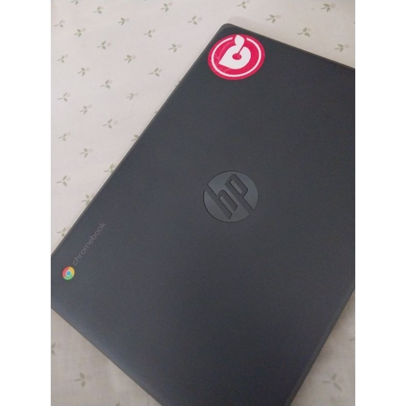 Hp Chromebook 11 g8 second like new