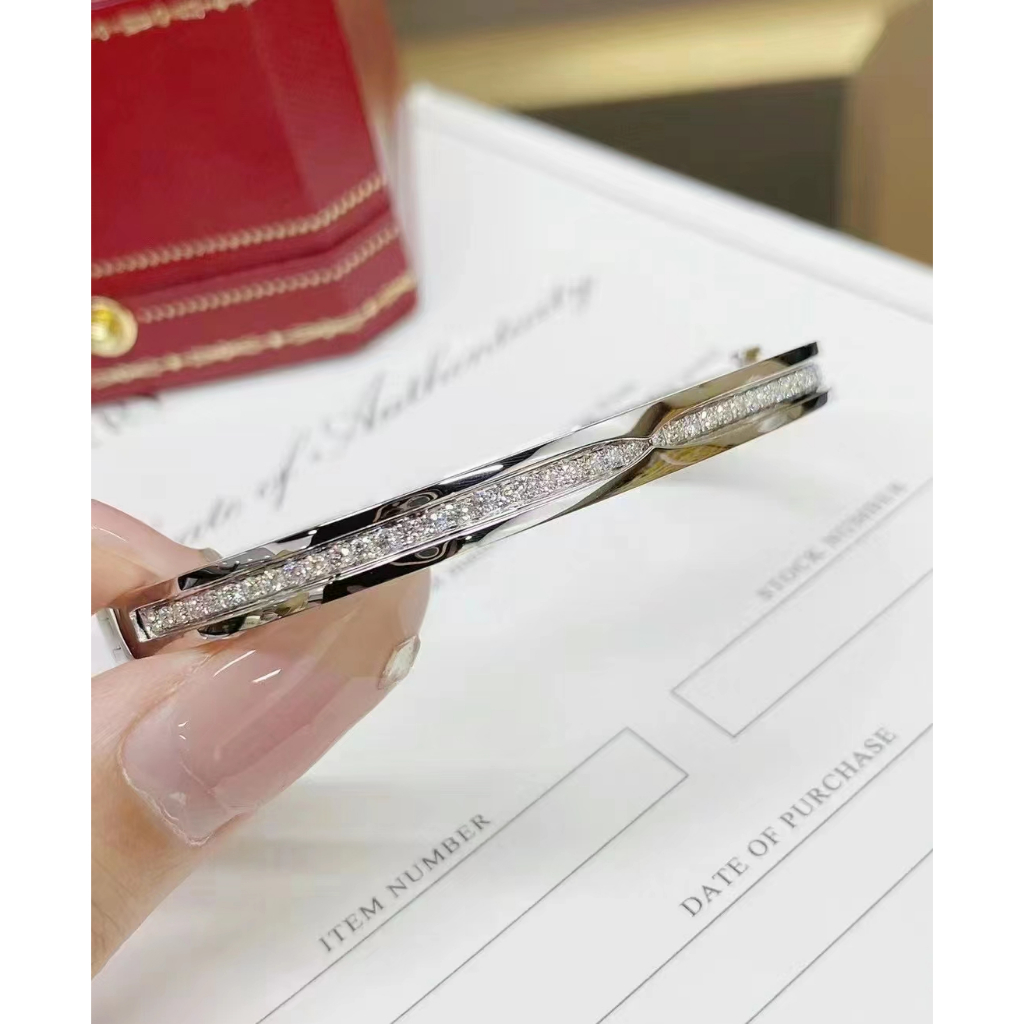 17 karat gold pawnable BVG*17 karat gold pawnable ZERO series gelang