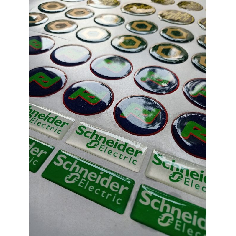 Custom Emblem stiker resin timbul lentur