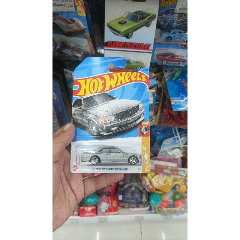 hot wheels Mercedes Benz 560 silver