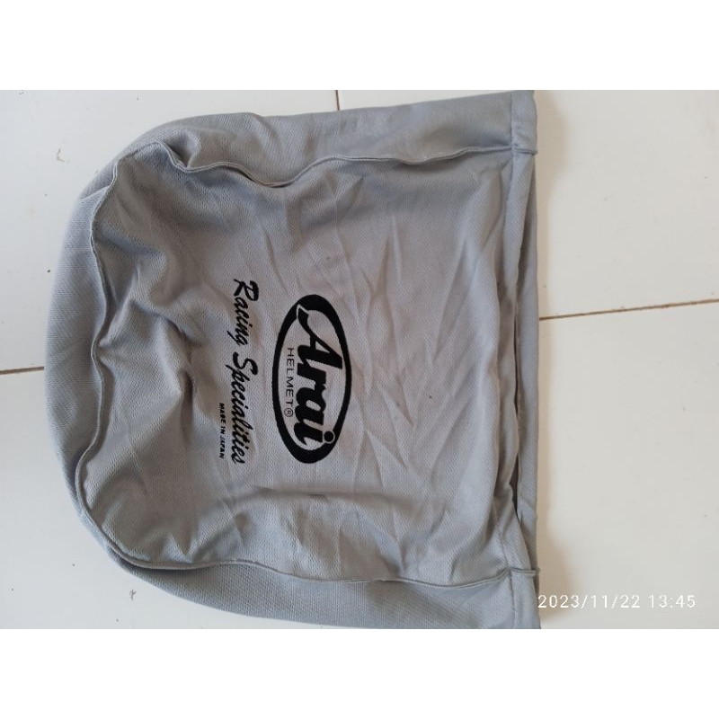 sarung helm ala arai