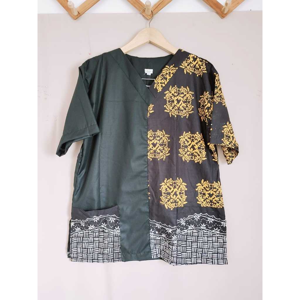 Baju jaga dokter / Baju perawat / Baju KoAs motif Batik