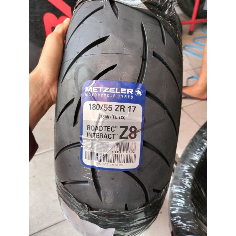 BAN LUAR METZELER UK 180/55-17 Z8 TUBELESS