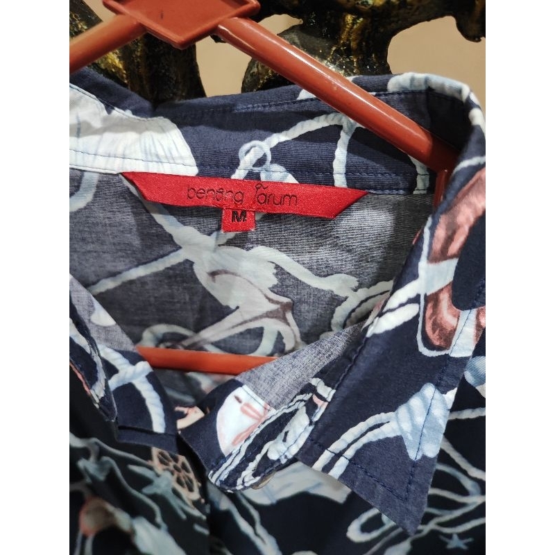 preloved benang jarum nautical shirt - navy size m