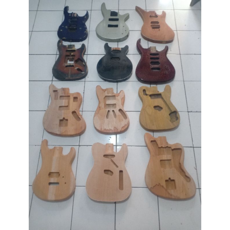body gitar custom dan  bekas lespaul telecaster stratocaster  schester jaguar Mustang peavey