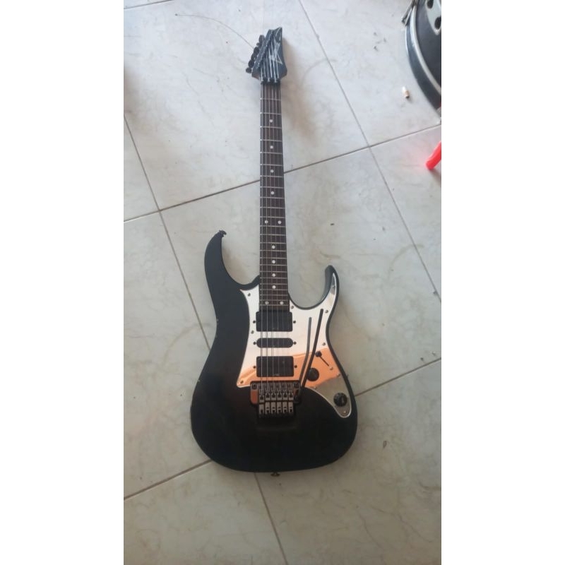 GITAR Ibanez RG550R tahun 95