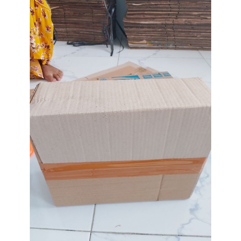 

kardus kotak ukuran10x25x30
