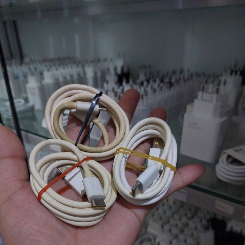 Kabel bekas copotan Realme 5 pro Ori bawaan