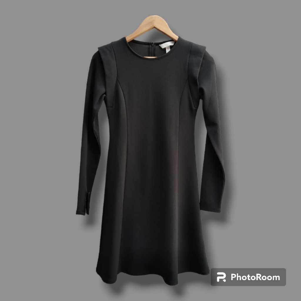 Preloved Dress Remaja Hitam H&M