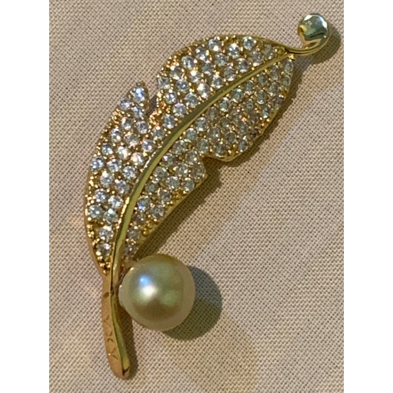 Bros Daun Mutiara Laut Lombok