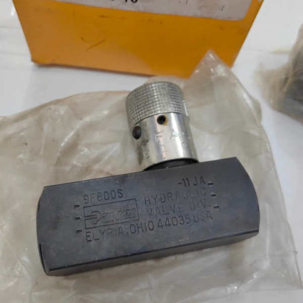 

Promo Flow Control Valve 1/2 BSPP 5000PSI PARKER 9F800S Murah