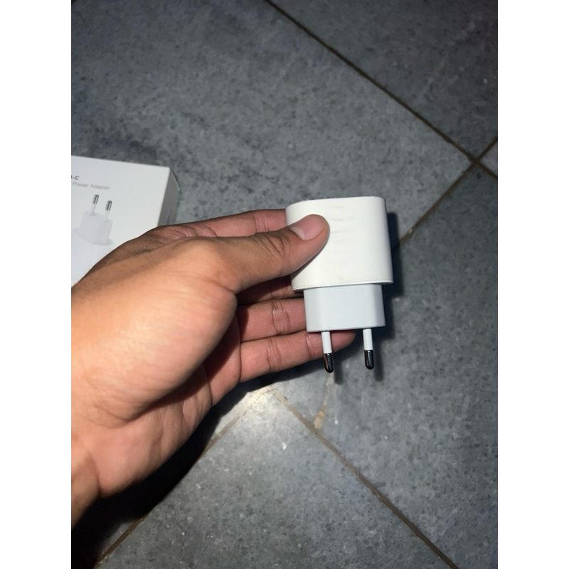 Resmi Original iBox Adaptor Charger Iphone 20W