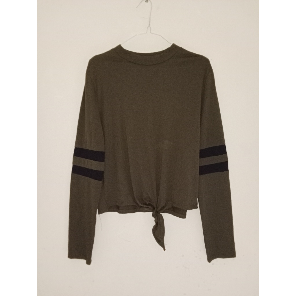 Atasan Crop Shein
