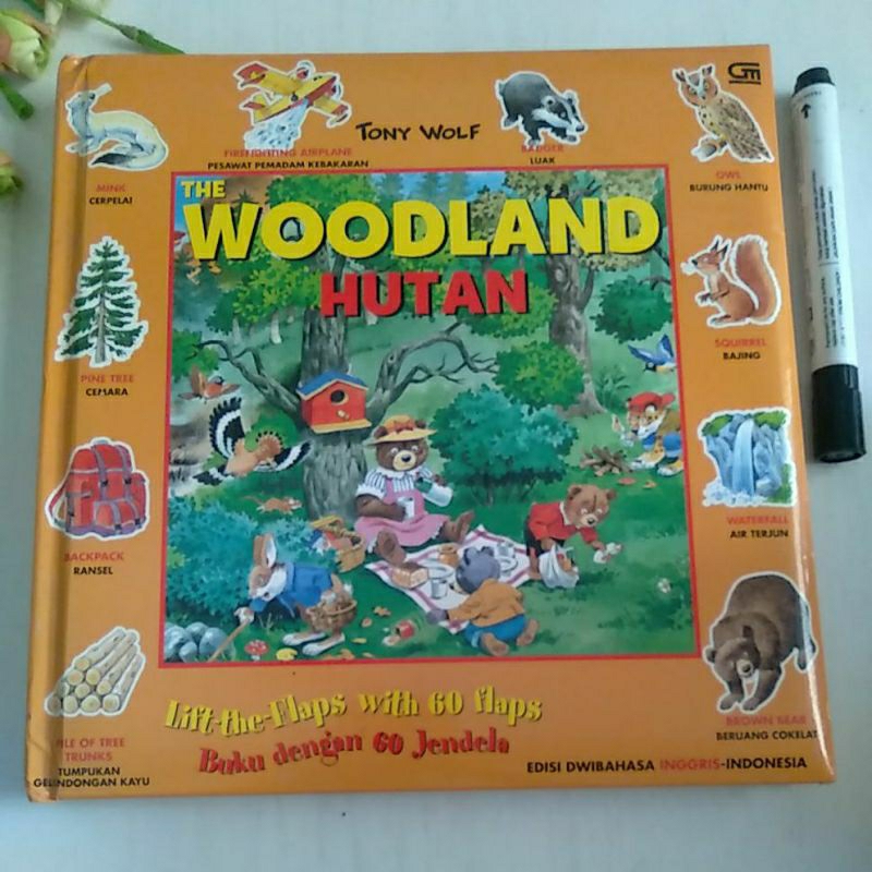 Buku tony wolf woodland hutan