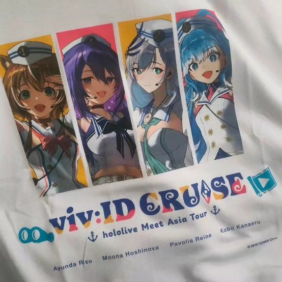 Kaos Anime Idol Vtuber VIV:ID Cruise Hololive Meet Tour Asia T-Shirt