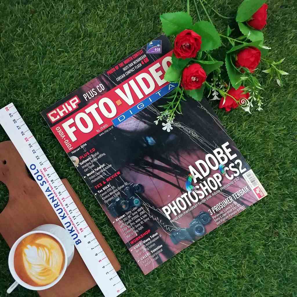 Majalah Chip Foto dan Video digital edisi spesial mengenal dan memanfaatkan fungsi unik Adobe Photos