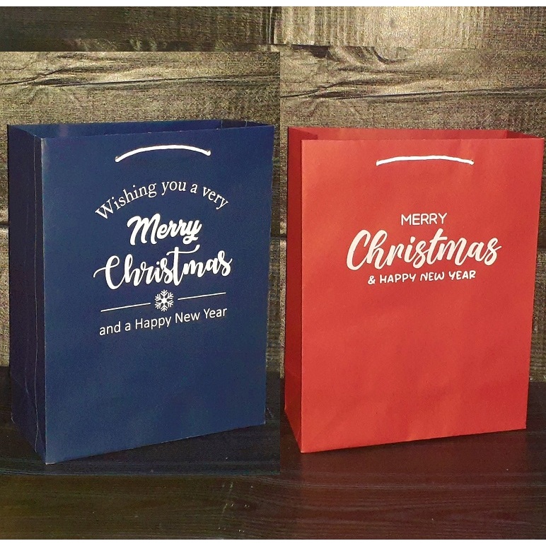 

Paper bag Natal Medium 26 x 33 x 12 cm