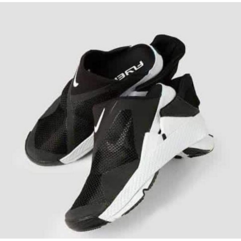 Nike Go Flyease Black