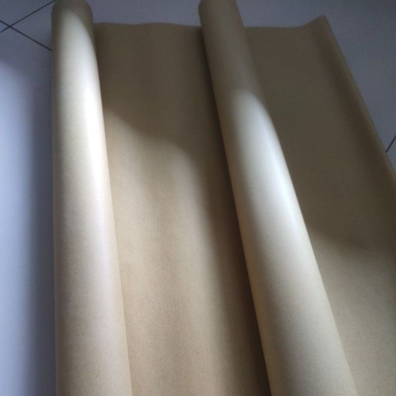 

KERTAS PADI COKLAT 90*120 CM KERTAS KUE BUKU HADIAH KADO HAMPER BINGKISAN