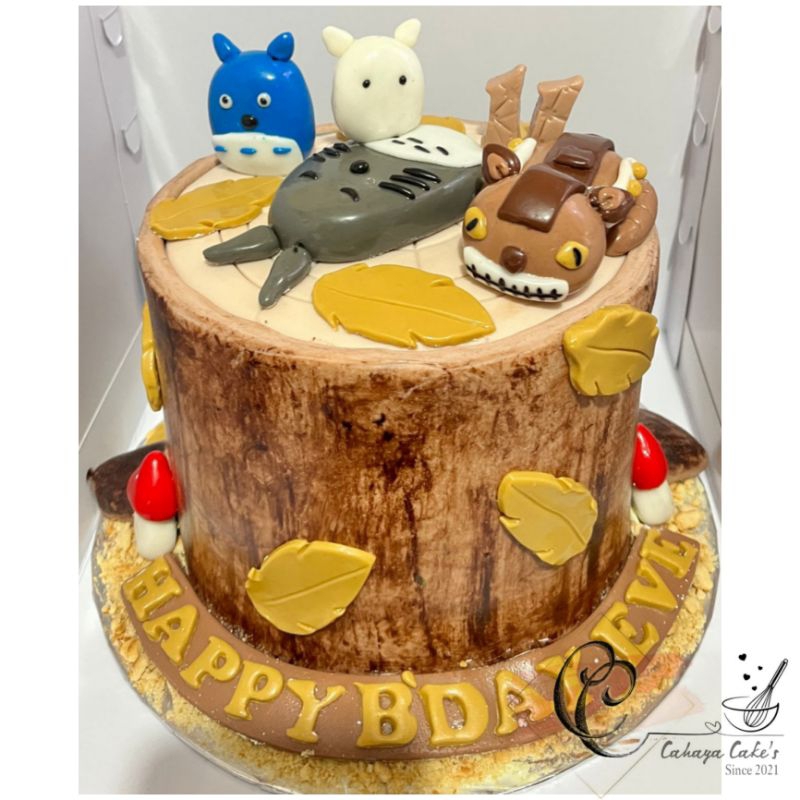 

Totoro Cake / Kue Ulang Tahun Totoro / Kue Ultah Karakter Hamster