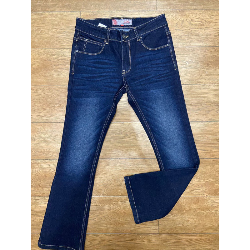 CELANA JEANS BOOTCUT WANITA